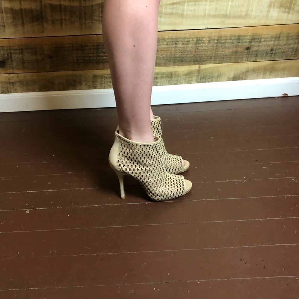 Gianni Bini, ankle top dress heels, Worn once - Picture 7 of 10